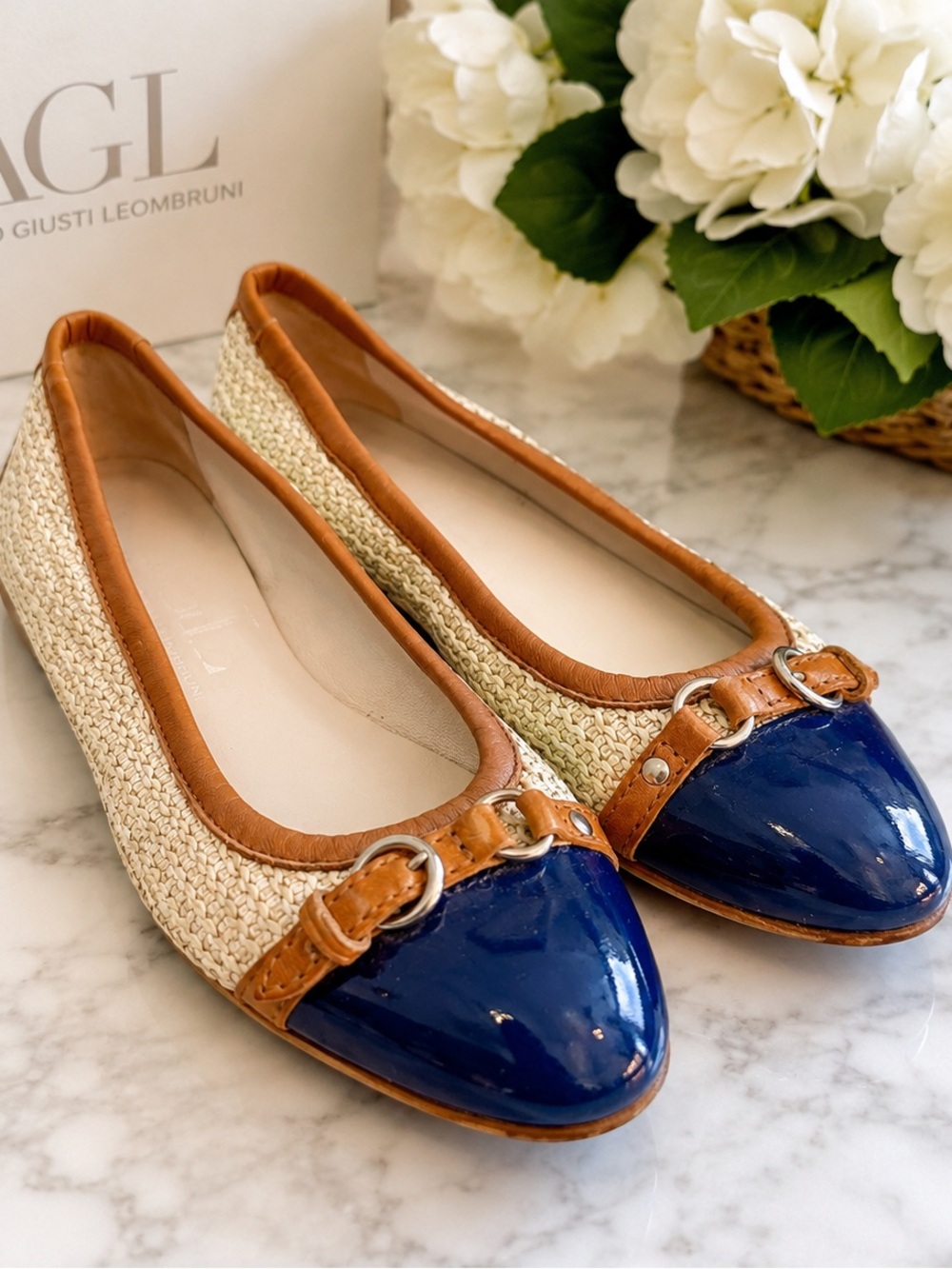 AGL Attilio Giusti Leombruni Raffia Flats Blue Patent Toe Size US 7.5 (37.5)
